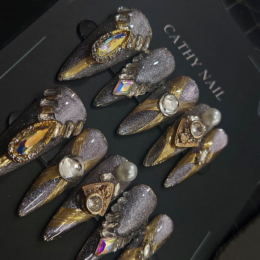 Luxury Gold Glitter Cat-Eye Press-On Nails – Heavy Embellished Custom Handmade Nail Art